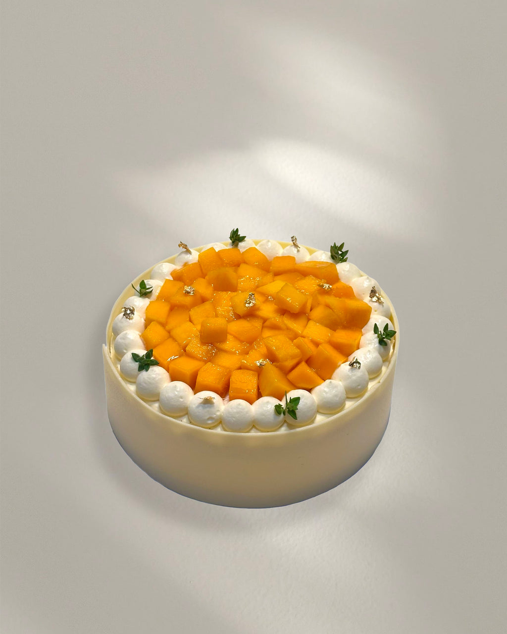 Vanilla Mango Cake